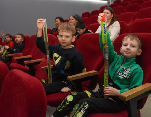 Встреча весёлых друзей в киноклубе «Хамелеон»! 