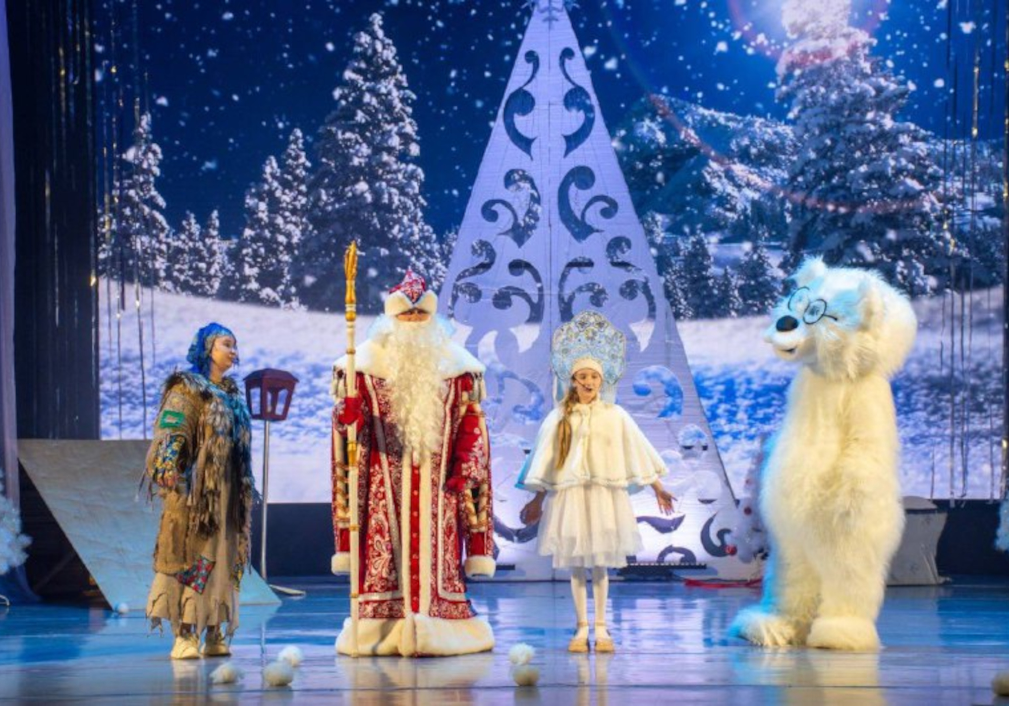 «Открываем Новый год!»