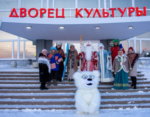 «Раз! Два! Три! Елочка, гори!»