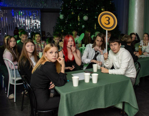 «Прокачали мозги по-Новогоднему»