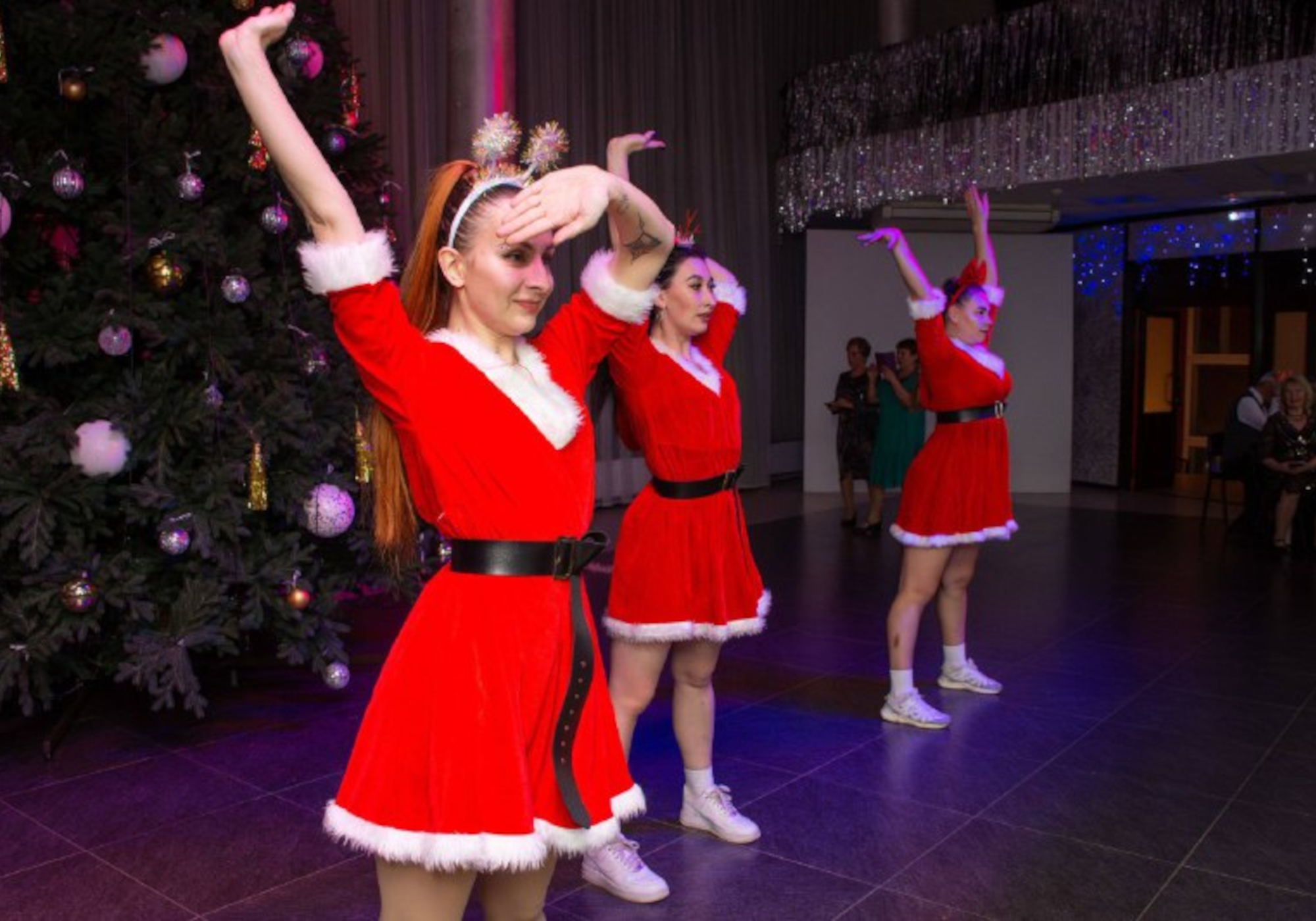 «Целый год хорошо работали, чтобы отлично отдохнуть!»