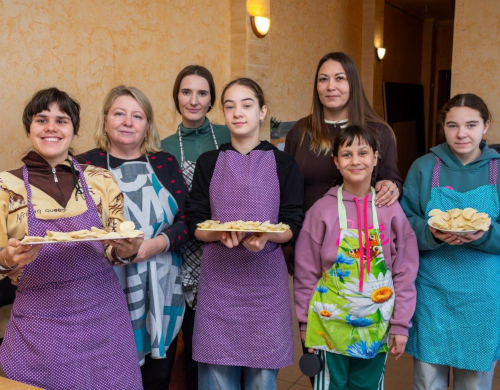 «Новый год объединяет!»