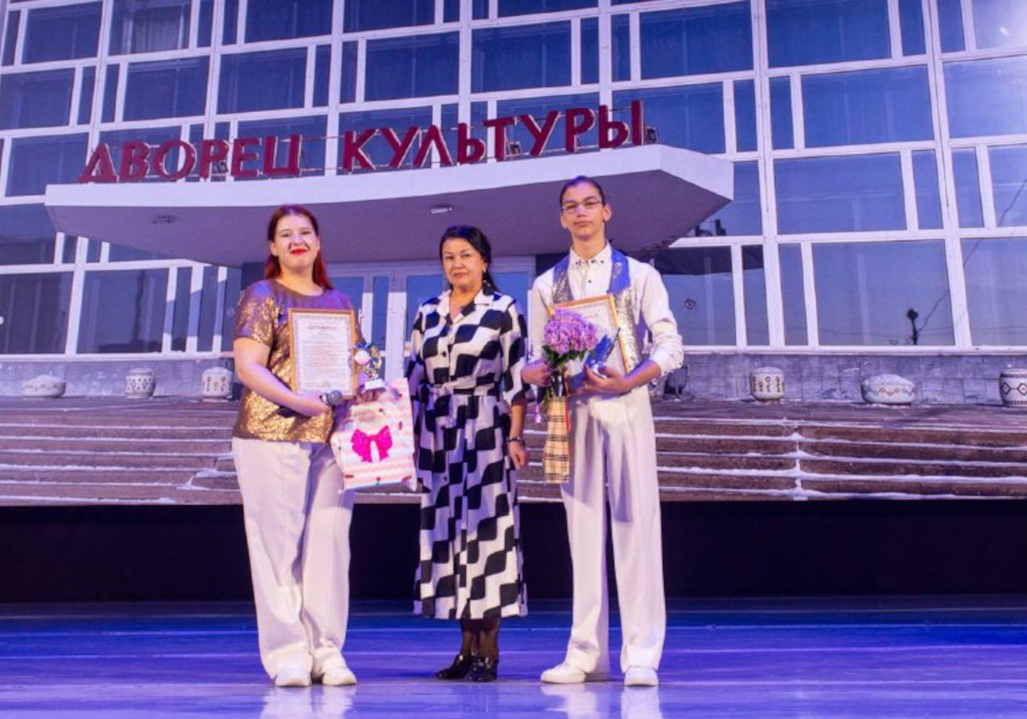 «Песня не прощается с тобой!»