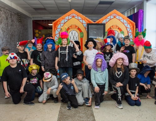 «Урааа! Каникулы!!!»